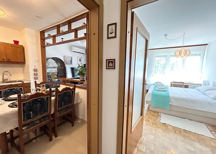 Apartman Mira