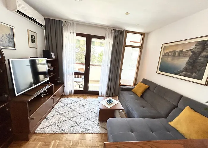 Apartman Mira